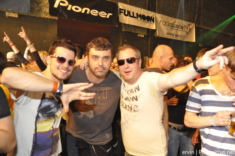 ELEKTRA W. PAN-POT (MOBILEE) - Pátek 14. 12. 2012